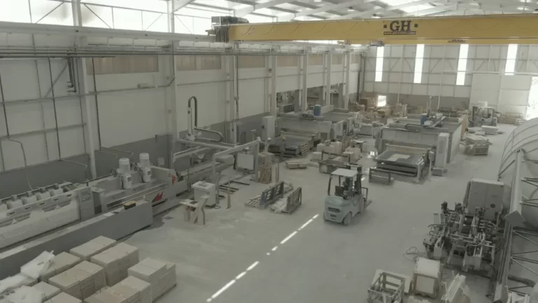 Vista de Dentro da Fábrica