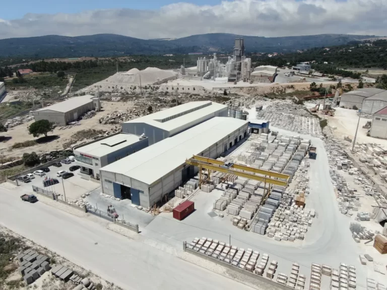 Vista Aérea da Mármores Rosal